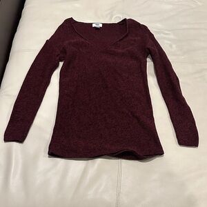 Old Navy Burgundy V-Neck Sweater